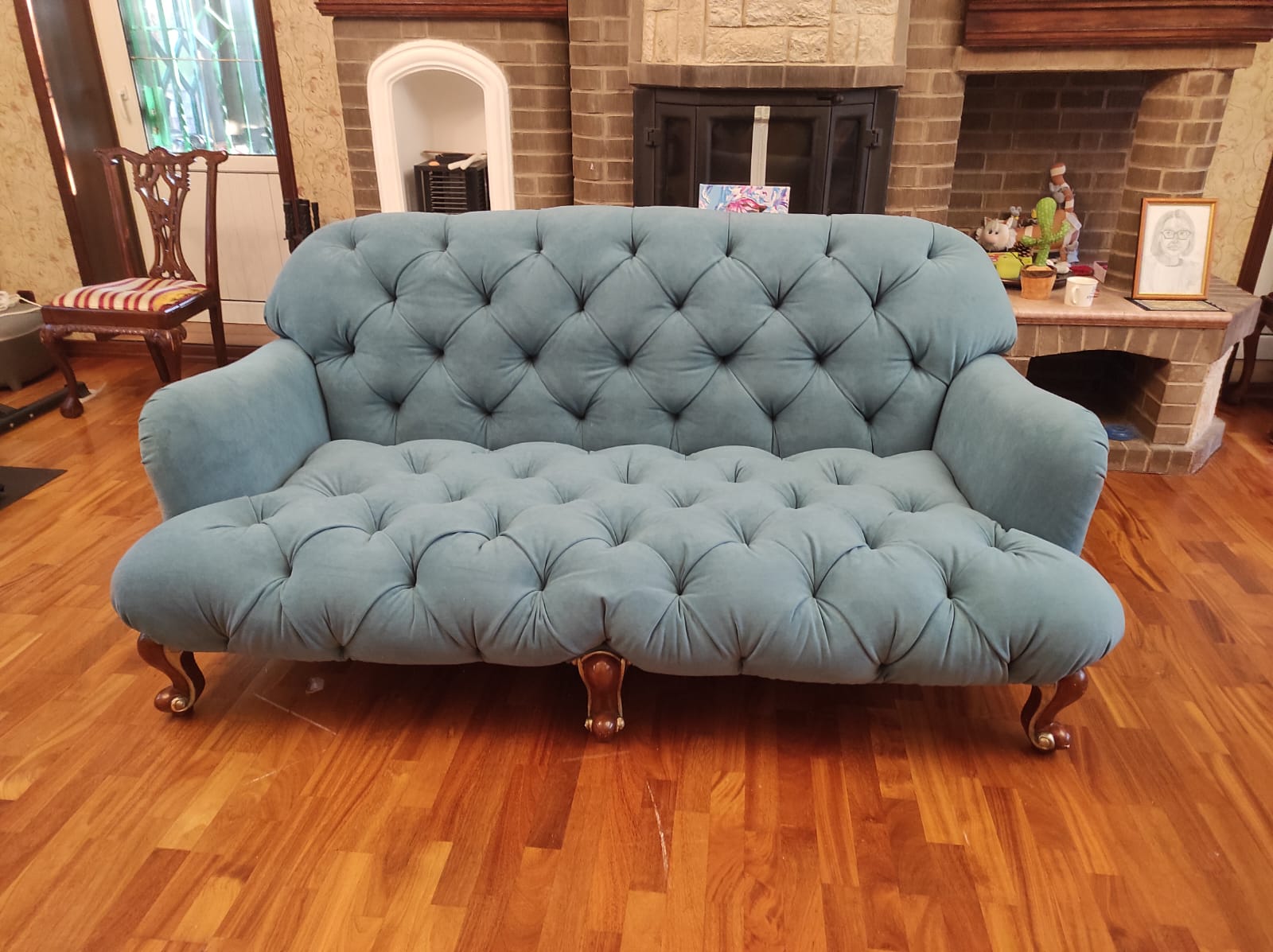 Перетяжка дивана. Гвардейск